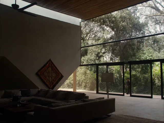 Sala de pé-direito duplo